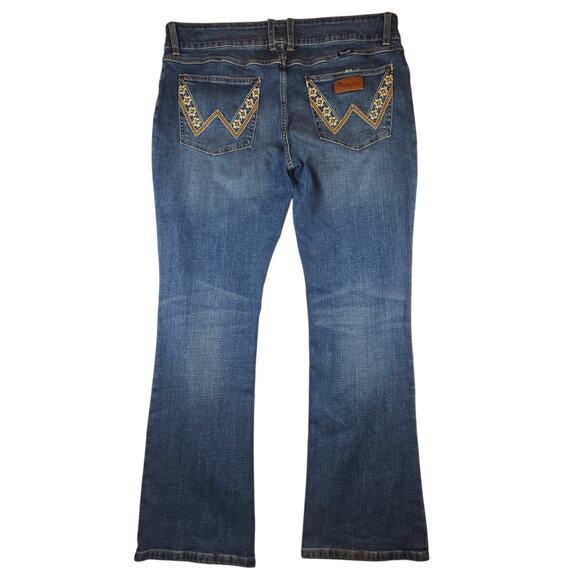 Wrangler | Retro Sadie Bootcut Jean w/Embellished  Pockets | 34x32 - Picture 5 of 7